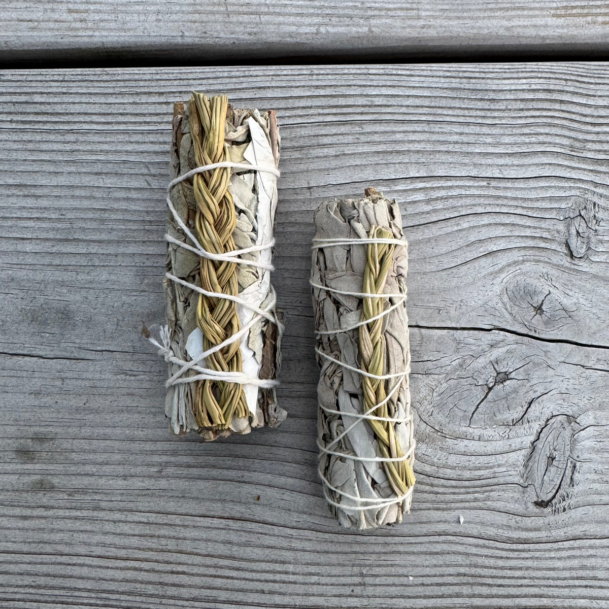 Vit Salvia med Sweetgrass